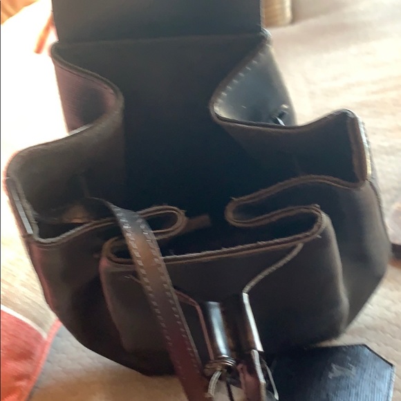 Guaranteed authentic Louis Vuitton swing back - Picture 7 of 7